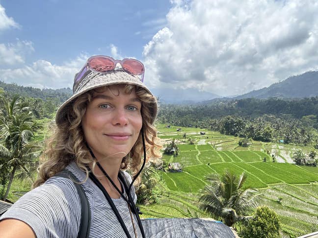 Looking for a room in Hackney Main Photo