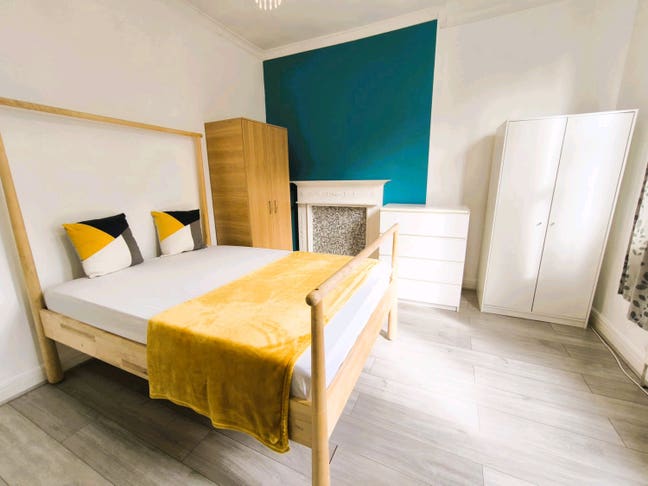 Spacious Double Room – NW2 – Bills Included Main Photo