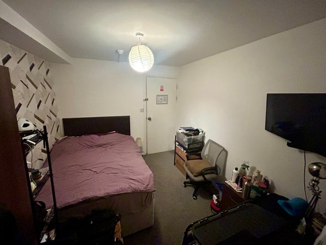 Lovley Double Rooom 10 MiinutesWalk to the Station Main Photo