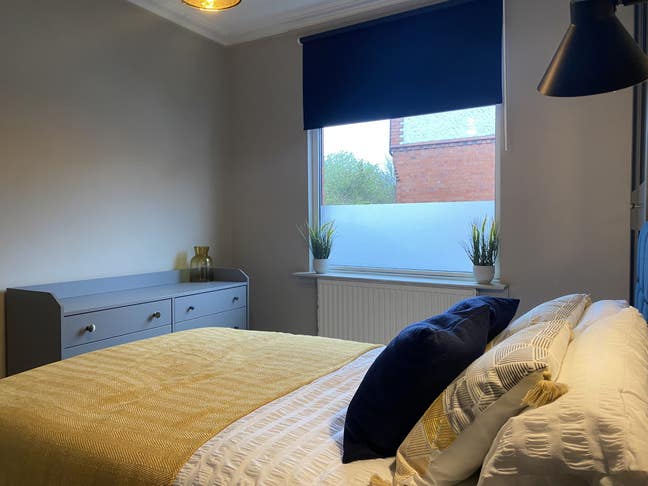 🏠Double Room - Near Chester Station  Main Photo