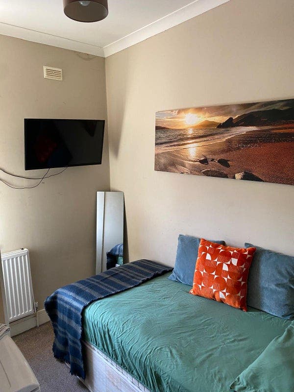 Single Room – 5 Min Walk to Jubilee Line 🚇 Main Photo
