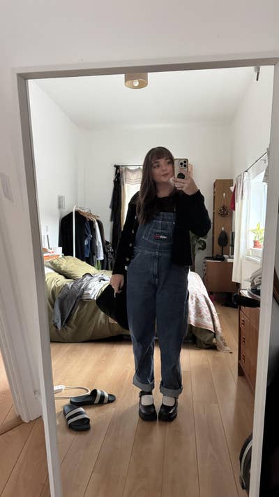 Artsy human rights worker moving to East London  Main Photo