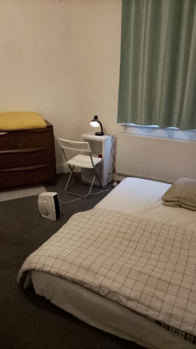 Room in Penge high street  Main Photo