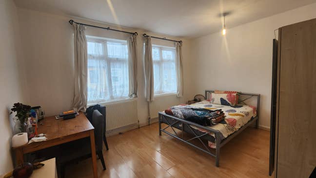 Large Room to Rent – Walthamstow E17 Main Photo