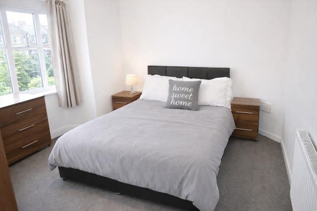 Rear Double Room - No Neighboring Rooms - Peaceful Main Photo