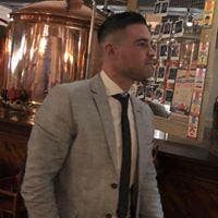 Professional Male seeks a double room Main Photo