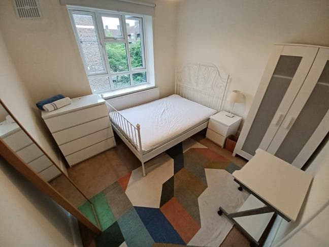 Double Room in W12, &pound;850pcm Bills Incl* Main Photo