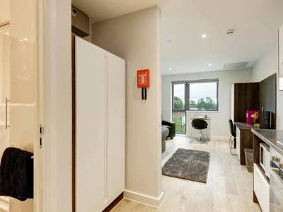 Studio Available ASAP – Cricket Field Court (Fresh Main Photo