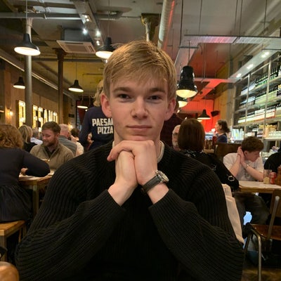 Working professional looking for room in Edinburgh Main Photo