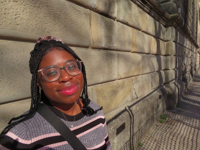 Professional Female seeks a single or double room Main Photo