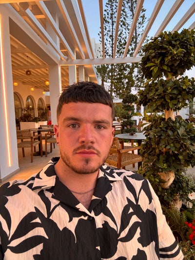 Room needed :)  Main Photo