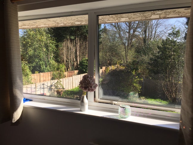 Very Large Double Room close to bus, train, town.  Main Photo