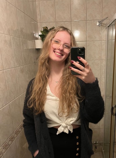 Student looking for a flat or flatmates Main Photo