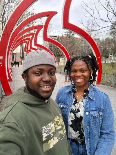 Looking for flatmates Main Photo