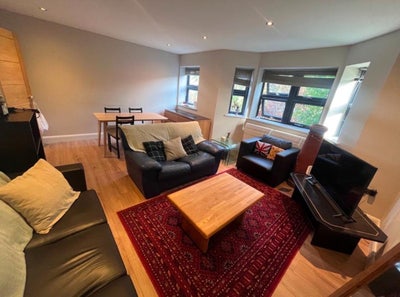 Room available in Bounds Green  Main Photo