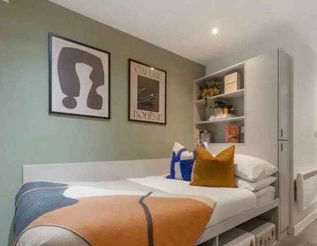 Modern Single  2 Bed Property LU2- Luton Airport   Main Photo