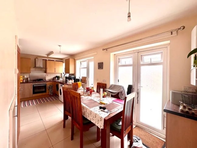 6 bed house share Main Photo