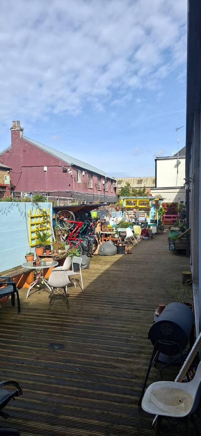 Double room in bright, spacious warehouse &pound;780 PCM Main Photo