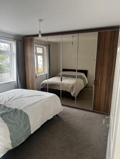 Double room to let Main Photo