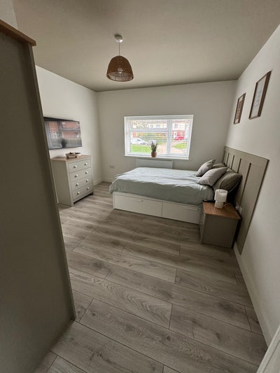 Ensuite Room in Banbury - Available Now🏠 Main Photo