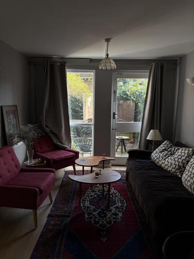 Room for rent in Islington beginning of April Main Photo