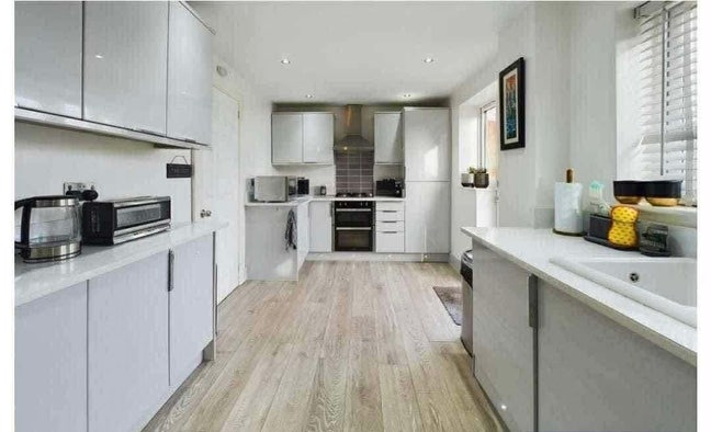 Double room Available|All Bills Included|Friendly Main Photo