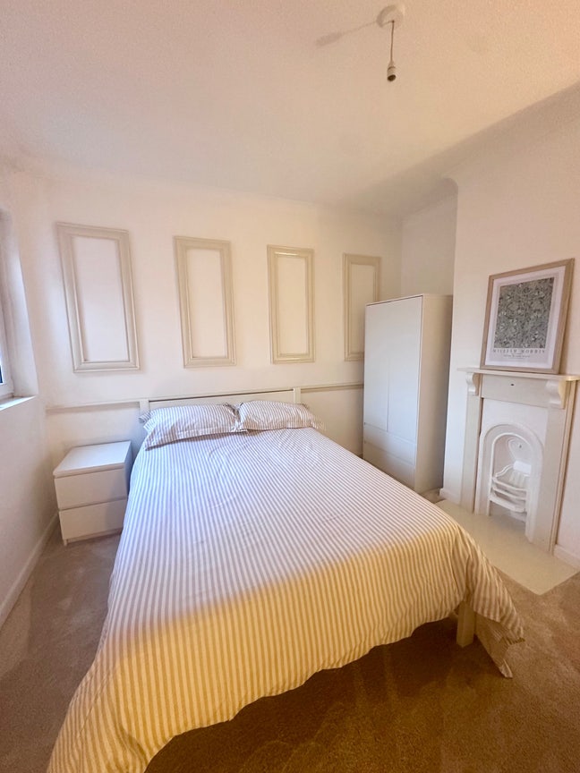 Double room in Fratton - Cleaner included Main Photo