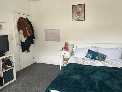 Double room in Streatham - Short Term Let Main Photo