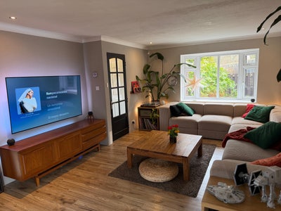 Private room in modern detached house in Colinton Main Photo