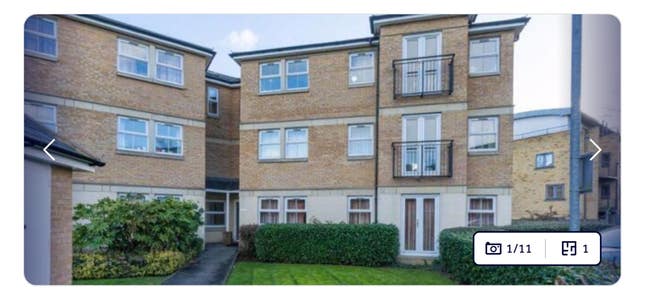 Package -2 singles in light 3-bed flat Main Photo