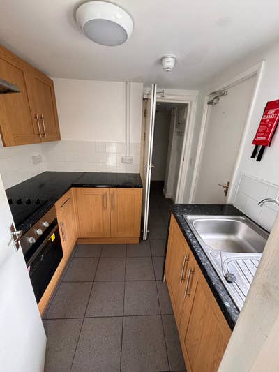 17 The Abbey, Norfolk Terrace, Brighton Main Photo