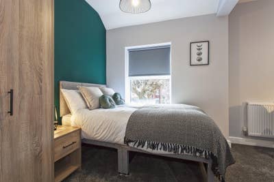 Stunning Ensuite close to Derby Hospital Main Photo