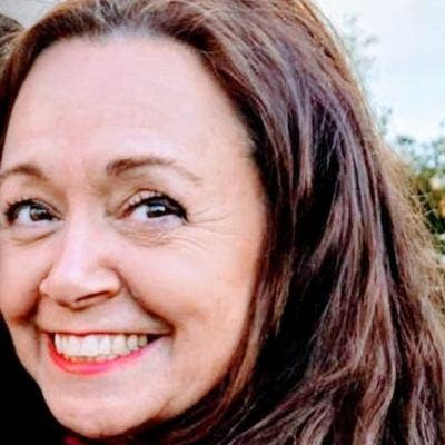 Seeking double room   Main Photo