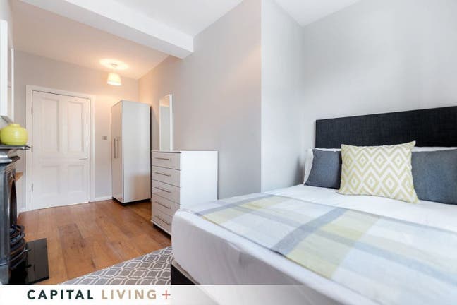 🌾4Bedroom House Walking Distance To Clapham Jct🌾 Main Photo