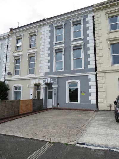 2 Rooms Available, All Bills Included  Main Photo