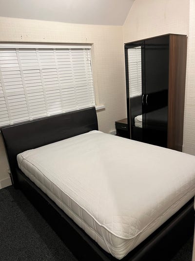 Double toom to Let  Main Photo