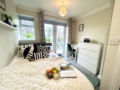 Rhouse Rooms Built for Comfort & Style 💚🏡 Main Photo