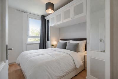 Double Room near Central London  Main Photo