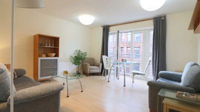 70 Queen Street Glasgow  Main Photo