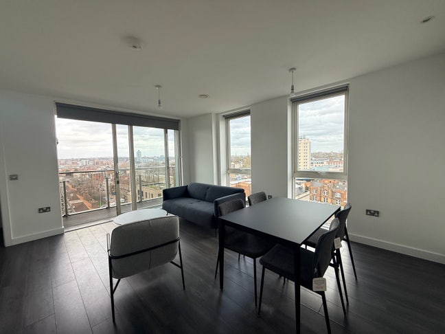 Luxury 9th floor balcony flat - Private Bathroom Main Photo