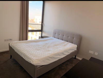 Beautiful spacious flat in Olympic Village Main Photo