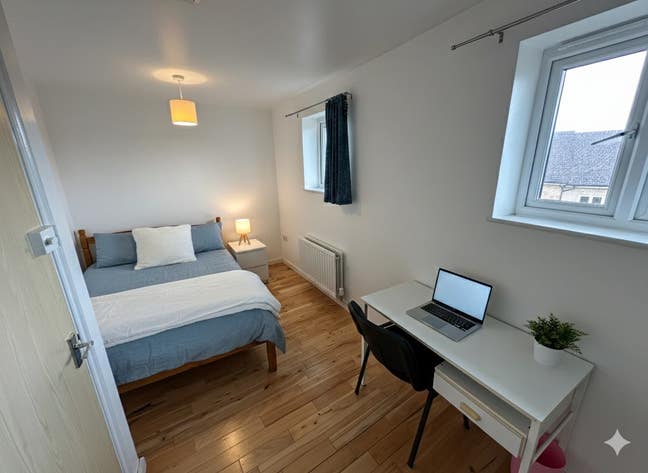 Spacious Double Room on Chariot Way, CB4 (6CW4) Main Photo