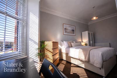 High-Quality Double Rooms with All Bills Included Main Photo