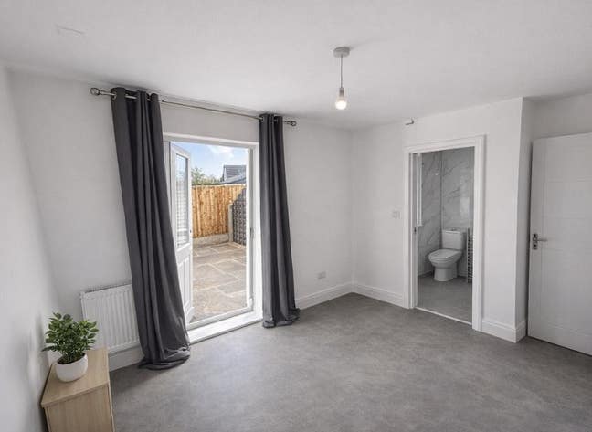 Double room | Private Garden | Private bathroom Main Photo