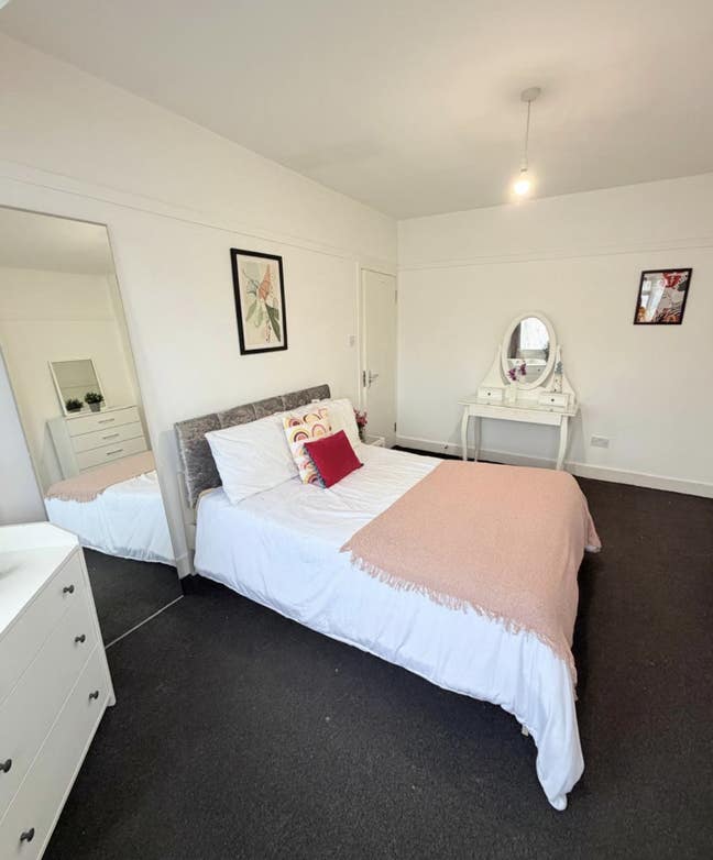 Gorgeous Double Room in Stonebridge Park Main Photo