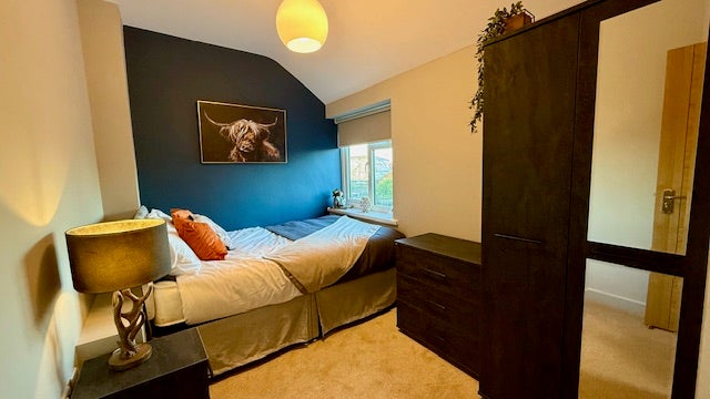 Ski-Lodge themed Double room near Fishponds Road Main Photo