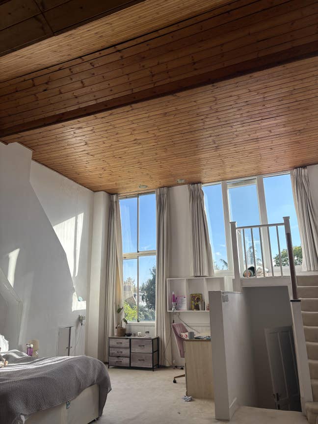 Sublet - Loft room with roof terrace, Hammersmith! Main Photo