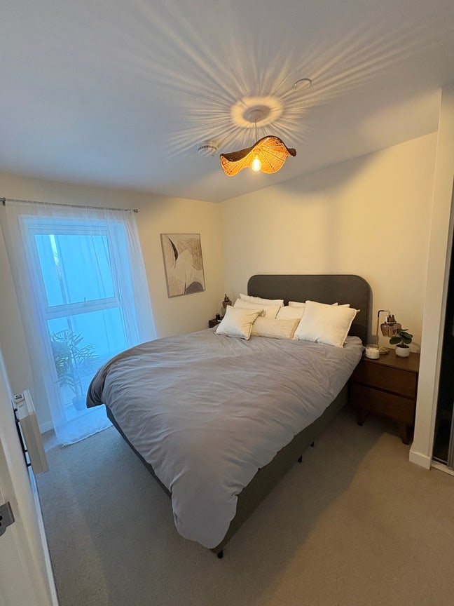 En-Suite Double Bedroom Available in Birmingham Main Photo