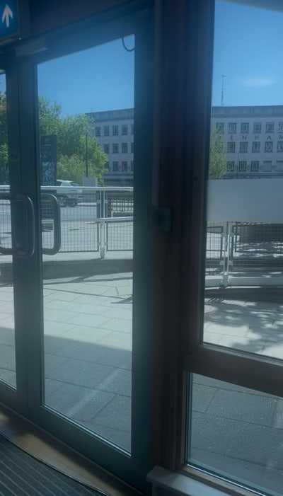 Looking for flatmate - 2 bed flat - ASAP move in Main Photo