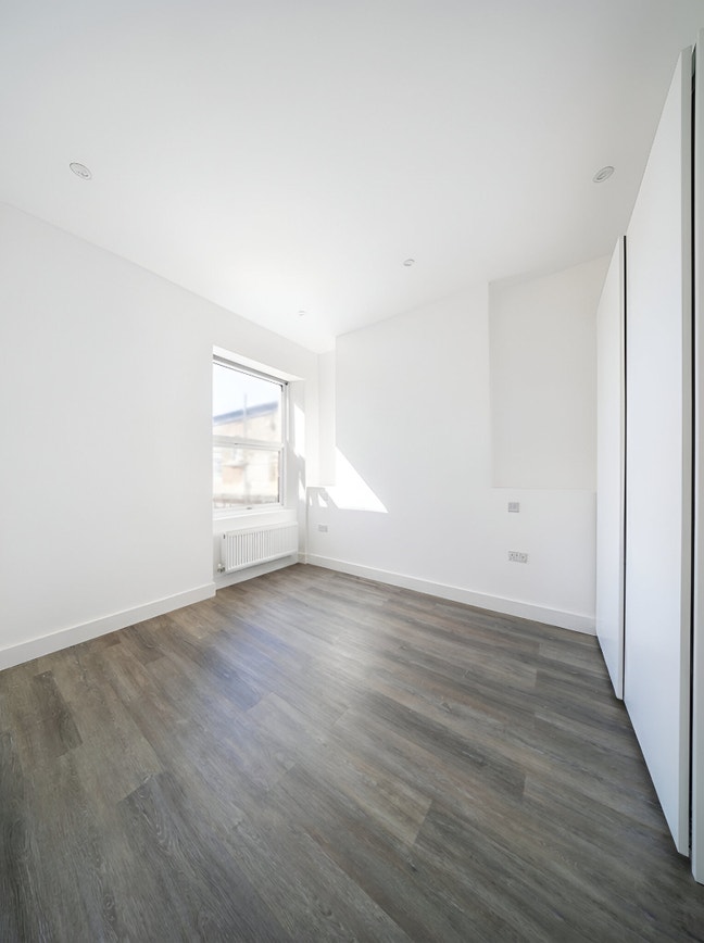 Double Room w/ Private Bathroom in West Hampstead Main Photo